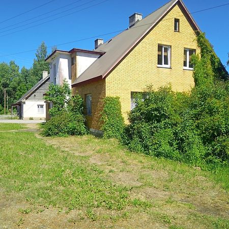 Lohusuu Kortermajutus Apartment Exterior foto